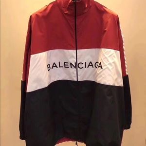 Meet your Posher, Twyla